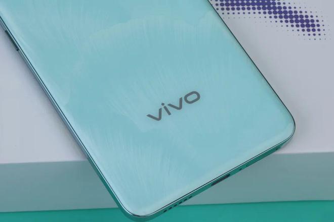 响——vivo Y300评测九游会J9入口口袋里的蓝牙音(图9)