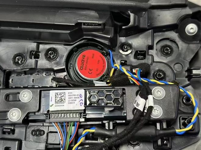 注车载超薄低音效果提升汽车音响体验九游会·j9网站爱威awave专(图2)